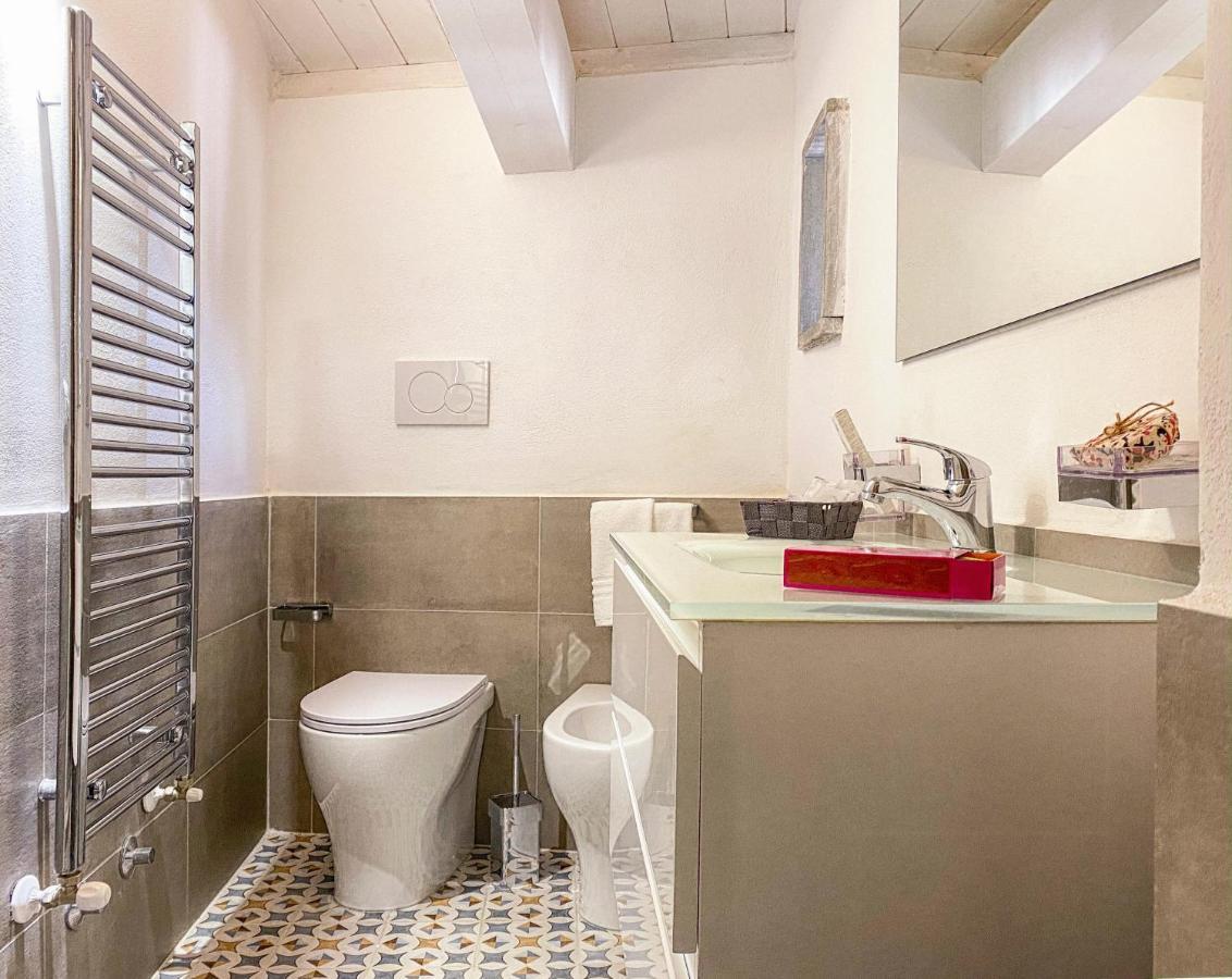 הוילה קרוטונה Residenza Ucci Ali מראה חיצוני תמונה
