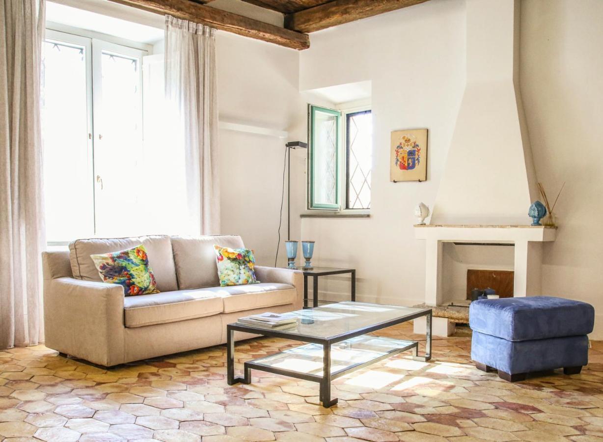 הוילה קרוטונה Residenza Ucci Ali מראה חיצוני תמונה